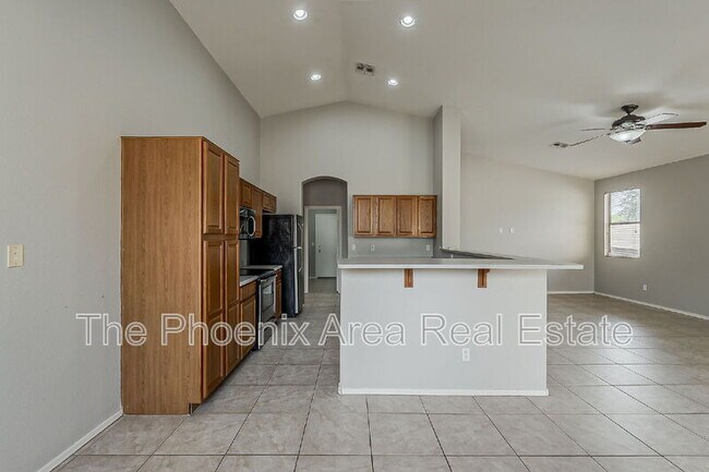 4121 S Splendor Ct in Gilbert, AZ - Building Photo - Building Photo
