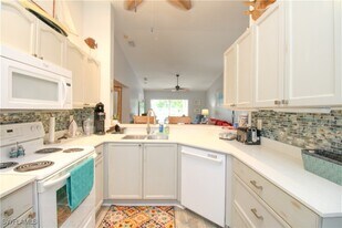 28280 Pine Haven Way in Bonita Springs, FL - Building Photo