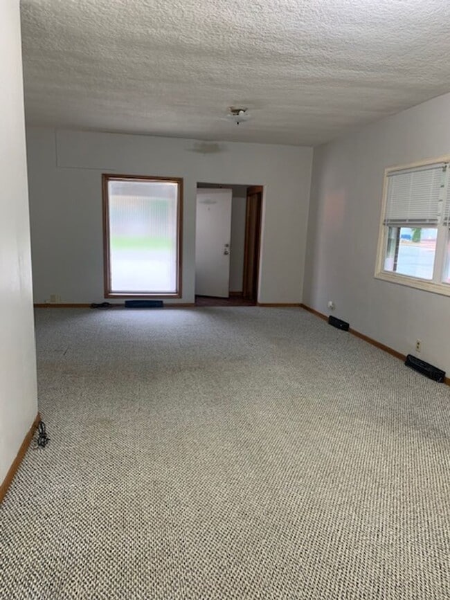 property at 405 Grant St