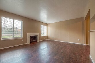 12655 Ashford Meadow Dr in Houston, TX - Foto de edificio - Building Photo