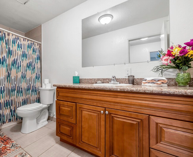 Pacific Villas at Shelly Court