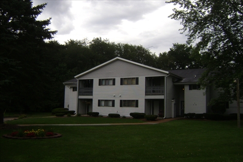 Woodland Apartments in Marcellus, MI - Building Photo - Building Photo