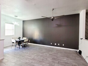 3143 Minturn Way in Rancho Cordova, CA - Foto de edificio - Building Photo