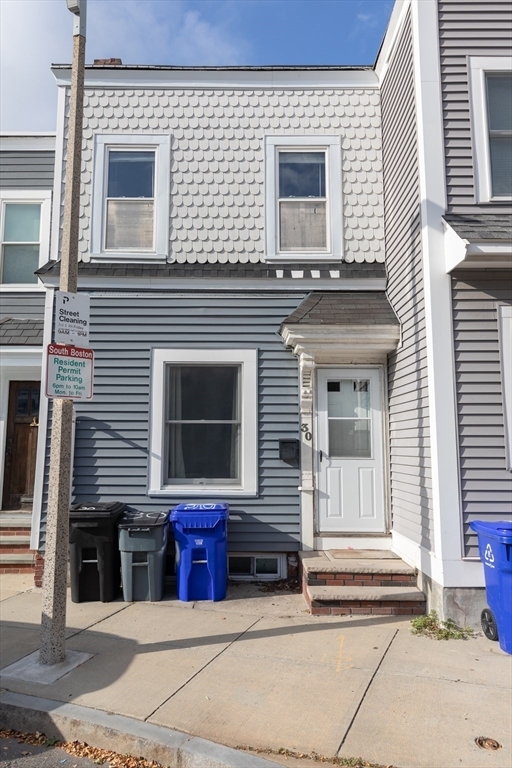 30 Emerson St, Unit 30