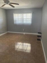 20111 NE 27th Ct in Miami, FL - Building Photo - Building Photo