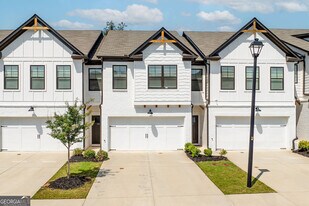 108 Cannondale Dr in Winder, GA - Building Photo