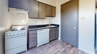 725 Peppertree Dr, Unit 18 in Bryan, TX - Building Photo - Building Photo