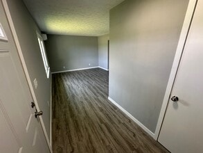 3202 Shaffer Rd in Atwater, OH - Building Photo - Building Photo