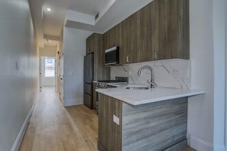 301 Madison St in Hoboken, NJ - Building Photo - Building Photo