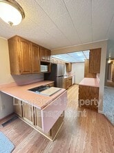 2917 Takena St SW in Albany, OR - Building Photo - Building Photo