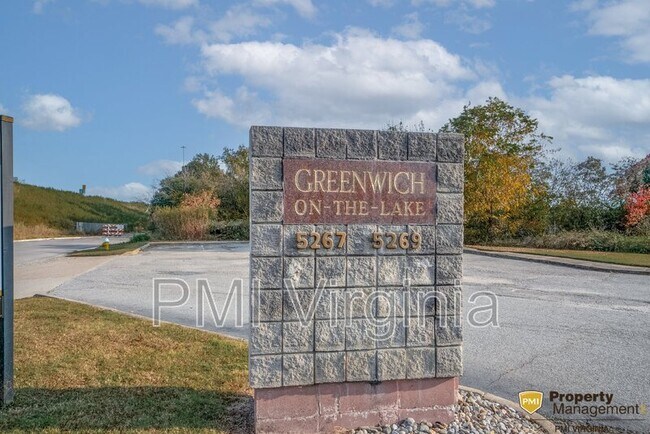 5267 Greenwich Rd in Virginia Beach, VA - Building Photo - Building Photo