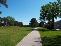 7846 Green Lawn Dr - 16