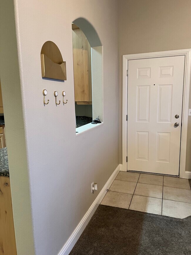 169 S Pleasant Grove Blvd in Pleasant Grove, UT - Building Photo - Building Photo