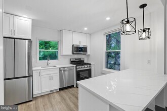 3802 Parkwood St in Brentwood, MD - Building Photo - Building Photo