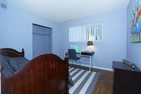 Bedroom 2 Bedroom - Skyline Parc Apartments in Las Vegas, Nevada