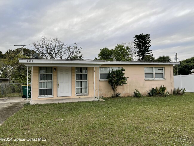 2597 Pepper Ave in Melbourne, FL - Building Photo - Building Photo