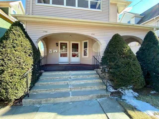 256 Oxford St in Hartford, CT - Building Photo