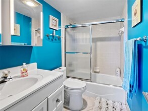 128 S Cypress Rd, Unit 835 in Pompano Beach, FL - Building Photo - Building Photo