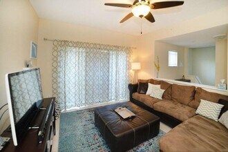 2805 Veronia Dr in Palm Beach Gardens, FL - Building Photo - Building Photo