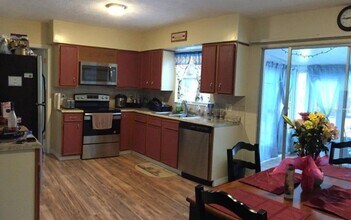 3680 Whiting Dr SE in St. Petersburg, FL - Building Photo - Building Photo