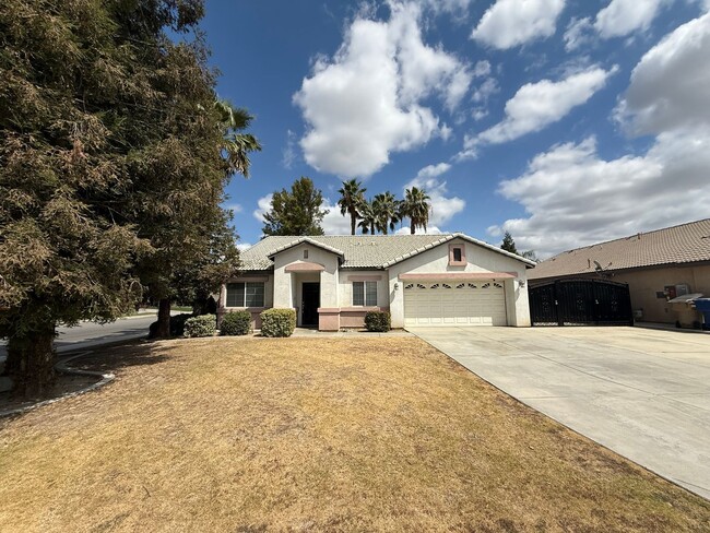 property at 9914 Pyramid Peak Dr