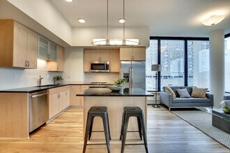 740 Portland Ave in Minneapolis, MN - Building Photo - Building Photo