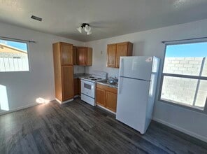 15120 Perlite Dr, Unit Apt. D in El Paso, TX - Building Photo - Building Photo