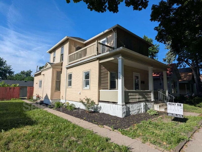 property at 1235 Huestis Ave