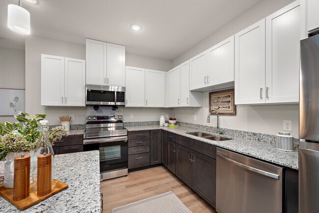 The Landing at Amber Fields in Rosemount, MN - Building Photo - Building Photo