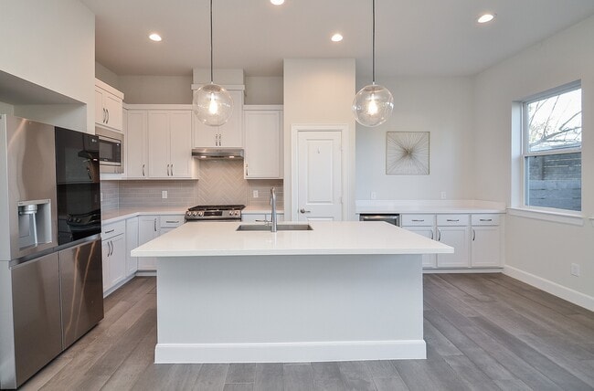 9577 Neuens Rd in Houston, TX - Building Photo - Building Photo