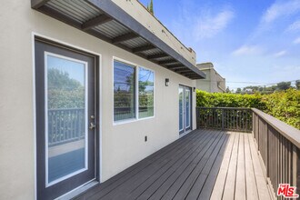 1806 Ashmore Pl in Los Angeles, CA - Building Photo - Building Photo