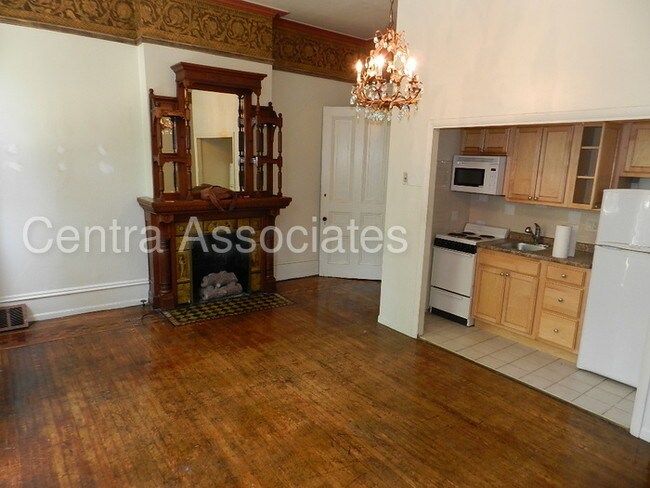 1707 Spruce St in Philadelphia, PA - Building Photo - Building Photo