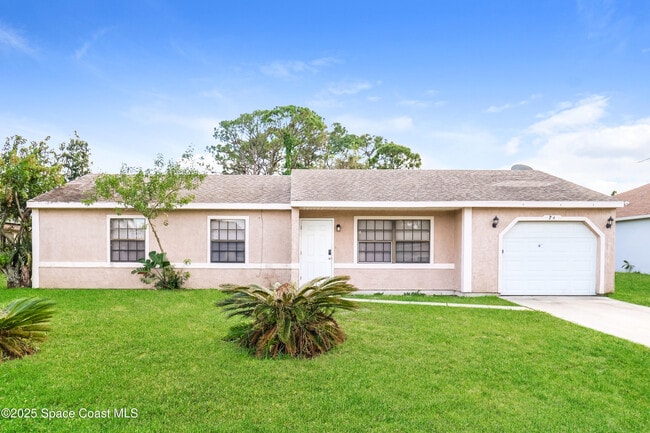 property at 74 Emerson Dr NW