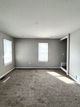 401 N 3rd St in Earlville, IL - Building Photo - Building Photo