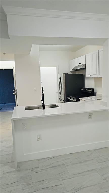 property at 3712 Castle Pines Ln