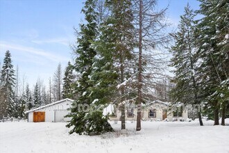 2520 E Edgewood Dr in Whitefish, MT - Building Photo - Building Photo