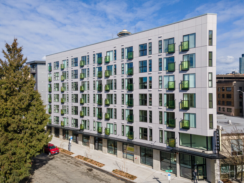 Encore Belltown Apartments in Seattle, WA - Building Photo