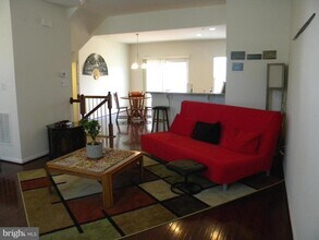 652 E Chestnut St in Souderton, PA - Building Photo - Building Photo