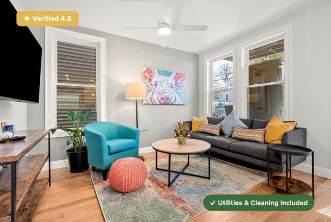 property at 821 Saratoga St