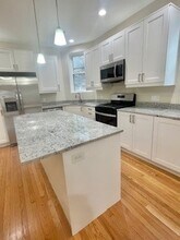 1422 W Olive Ave in Chicago, IL - Building Photo - Building Photo