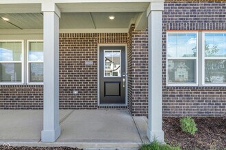 15395 Alperton Rd in Fishers, IN - Building Photo - Building Photo