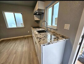 741 Sunset Ave, Unit townhouse in West Sacramento, CA - Building Photo