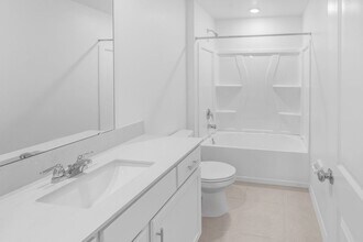 2167 Lone Oak Ln in Lakeland, FL - Building Photo - Building Photo