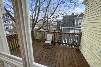 50 Derby St, Unit 3 in Somerville, MA - Building Photo - Building Photo