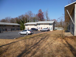 404-416 Coxe Ave in Charlotte, NC - Building Photo - Building Photo