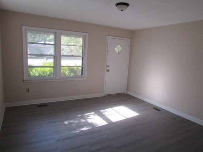 374 Seminole Rd in Sumter, SC - Building Photo - Building Photo