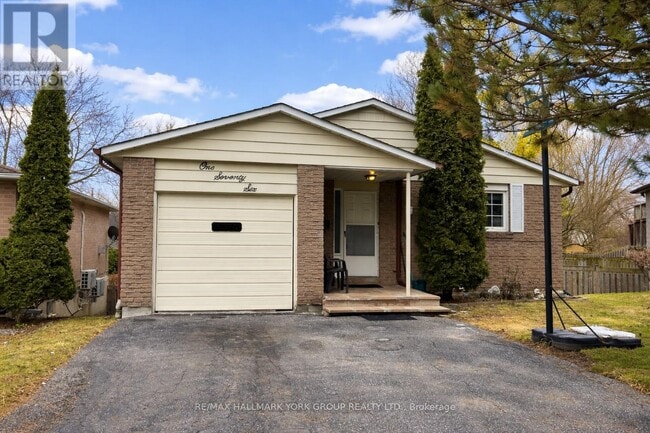 property at 176 Robinson Dr