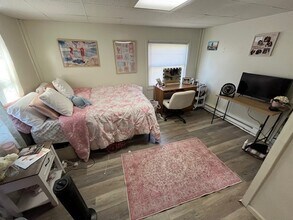 773 Garrison Ave, Unit A in Morgantown, WV - Building Photo - Building Photo