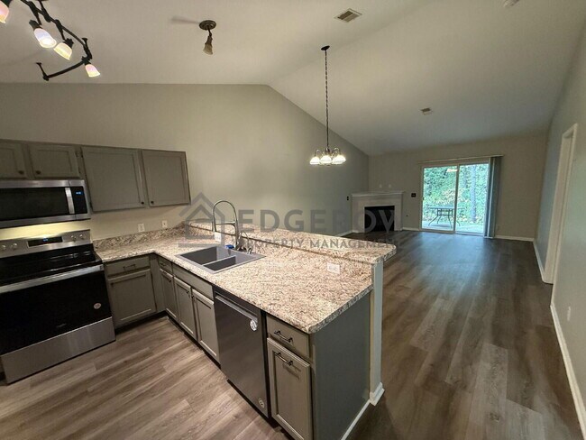 4254 Peak Ln NE in Grand Rapids, MI - Building Photo - Building Photo