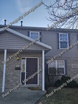 1710 Firestone Ln in Valparaiso, IN - Building Photo